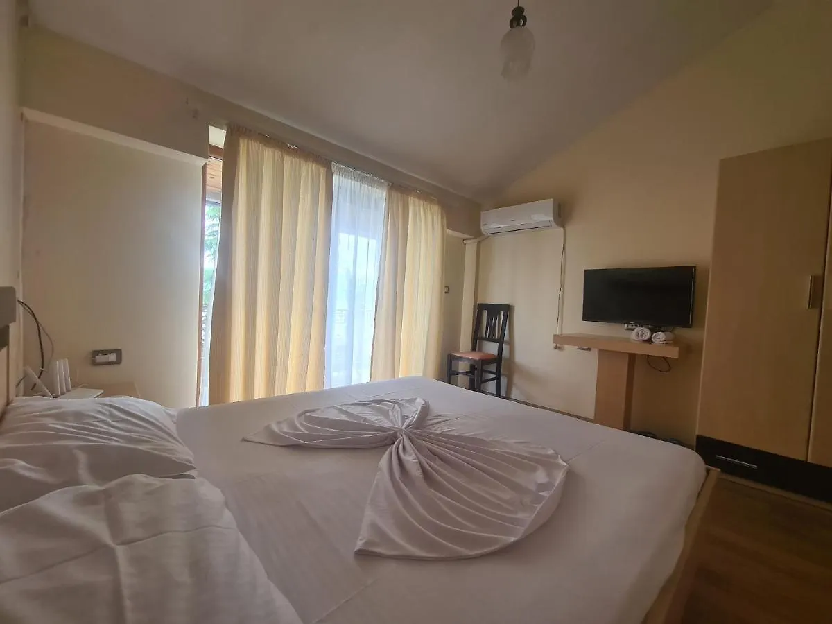 Hotel Kukesi Lini