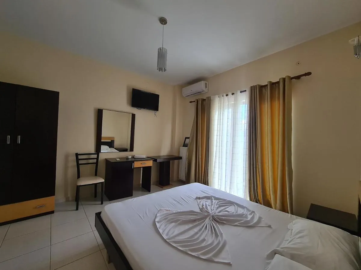 Hotel Kukesi Lini